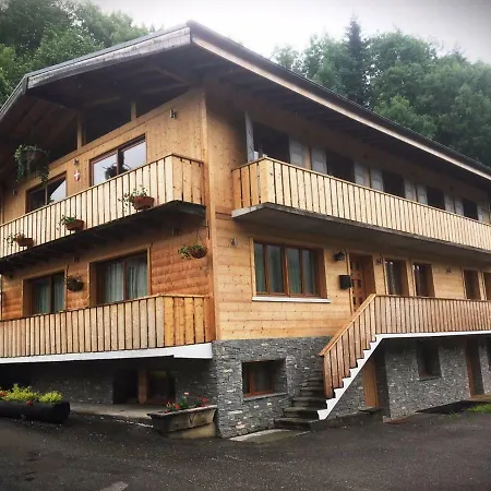 Marmotte M3 Garden For 8 *